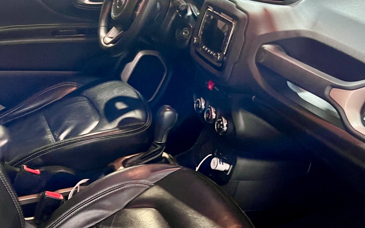 imagem-https://www.socarrao.com.br/sc-vehicle-images-prod/3637921/1788516190867-SU1HXzMwOTIuanBn.jpg