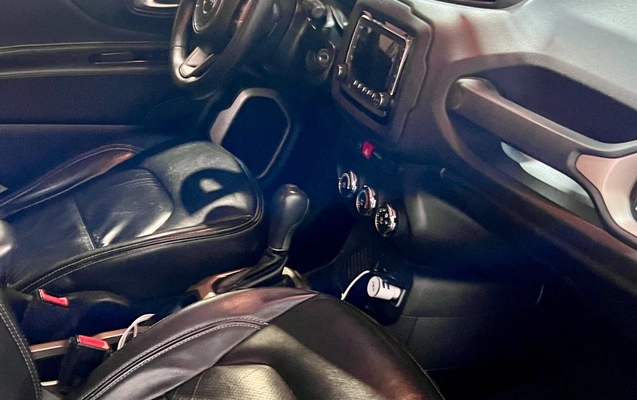 imagem-https://www.socarrao.com.br/sc-vehicle-images-prod/3637921/1788516190867-SU1HXzMwOTIuanBn.jpg