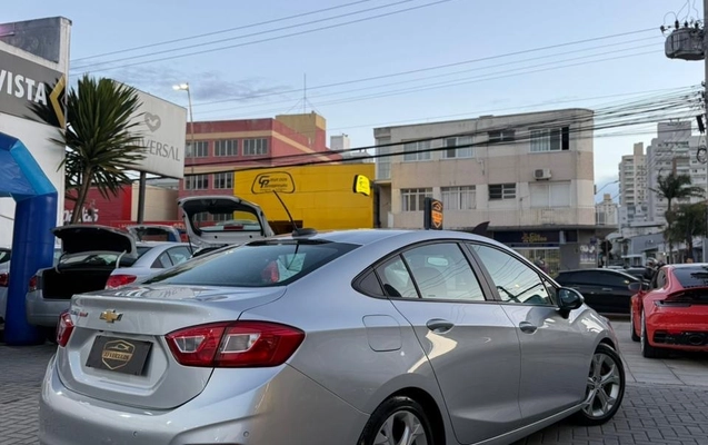 imagem-https://www.socarrao.com.br/sc-vehicle-images-prod/3637992/1788870907226-gb-f30af9c.jpeg