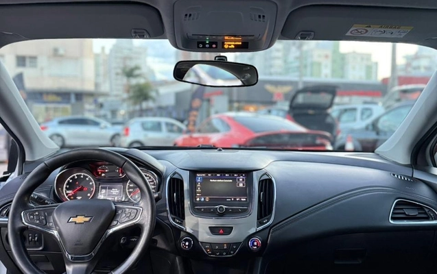 imagem-https://www.socarrao.com.br/sc-vehicle-images-prod/3637992/1788870907231-gb-e5a512f.jpeg