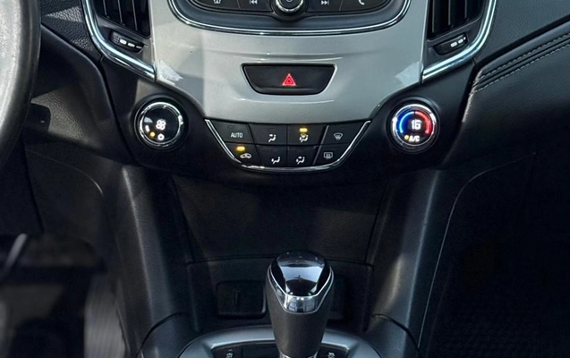 imagem-https://www.socarrao.com.br/sc-vehicle-images-prod/3637992/1788870907232-gb-d6e5d1a.jpeg