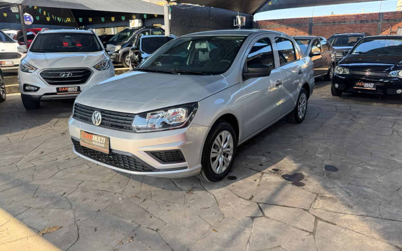 Volkswagen Voyage 1.0 Flex 12V 4p 2023 Prata — foto 1 de 3