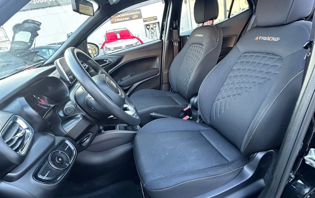 imagem-https://www.socarrao.com.br/sc-vehicle-images-prod/3637998/1789492401070-gb-0f2e676.jpeg