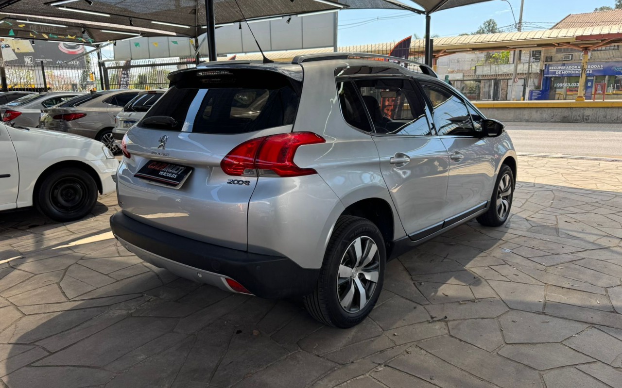 imagem-https://www.socarrao.com.br/sc-vehicle-images-prod/3638002/1788522999966-V2hhdHNBcHAgSW1hZ2UgMjAyNi0wOS0wMyBhdCAxNy4xOS41NCAoMikuanBlZw.jpeg
