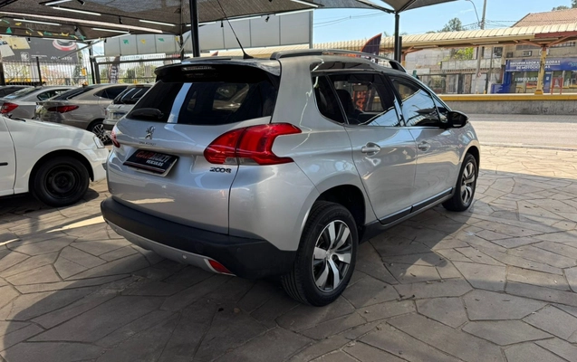 imagem-https://www.socarrao.com.br/sc-vehicle-images-prod/3638002/1788522999966-V2hhdHNBcHAgSW1hZ2UgMjAyNi0wOS0wMyBhdCAxNy4xOS41NCAoMikuanBlZw.jpeg