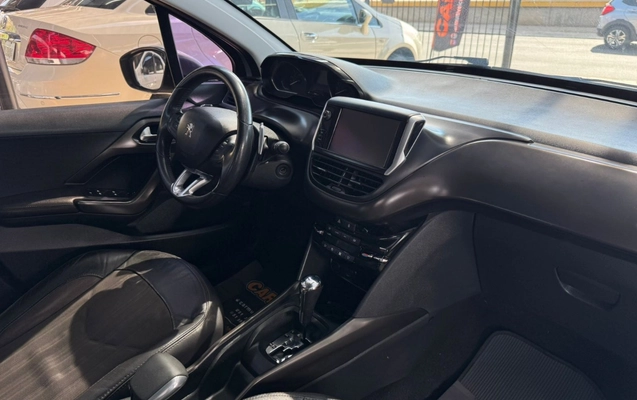 imagem-https://www.socarrao.com.br/sc-vehicle-images-prod/3638002/1788523000234-V2hhdHNBcHAgSW1hZ2UgMjAyNi0wOS0wMyBhdCAxNy4xOS41NSAoMSkuanBlZw.jpeg