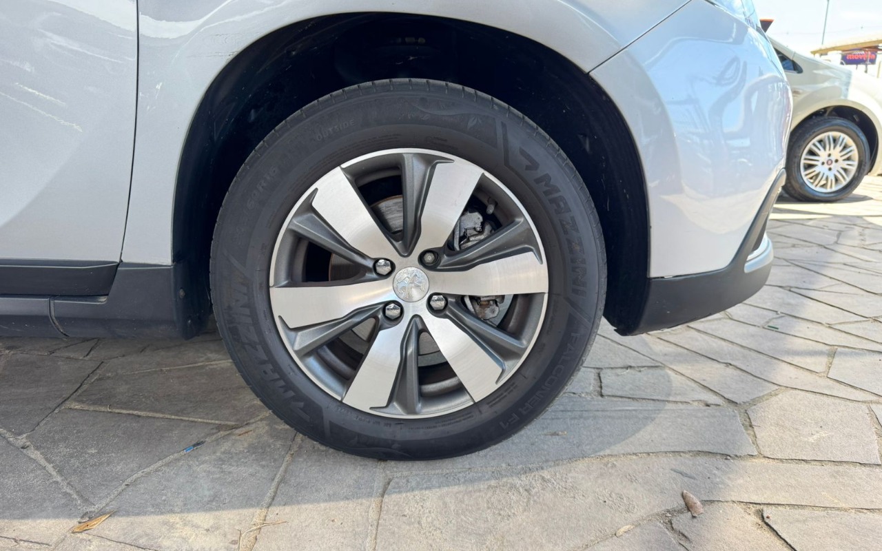 imagem-https://www.socarrao.com.br/sc-vehicle-images-prod/3638002/1788523000811-V2hhdHNBcHAgSW1hZ2UgMjAyNi0wOS0wMyBhdCAxNy4xOS41Ni5qcGVn.jpeg