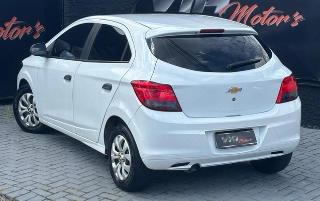imagem-https://www.socarrao.com.br/sc-vehicle-images-prod/36382/1786135993439-7768277_12_B_a9e13d8516.jpeg