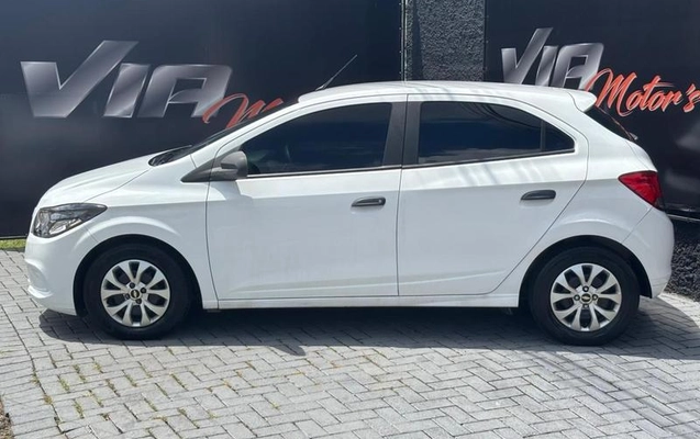 imagem-https://www.socarrao.com.br/sc-vehicle-images-prod/36382/1786135993444-7768277_12_B_26e949f2a7.jpeg