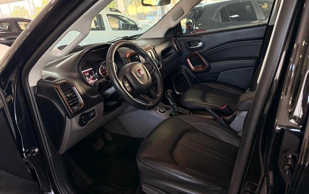 imagem-https://www.socarrao.com.br/sc-vehicle-images-prod/3638268/1788982657591-8434447_7_B_1ac22e1c60.jpeg