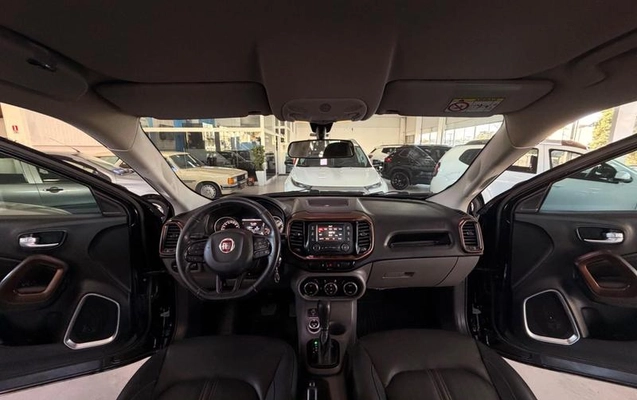 imagem-https://www.socarrao.com.br/sc-vehicle-images-prod/3638268/1788982657596-8434447_10_B_e88c7fc469.jpeg