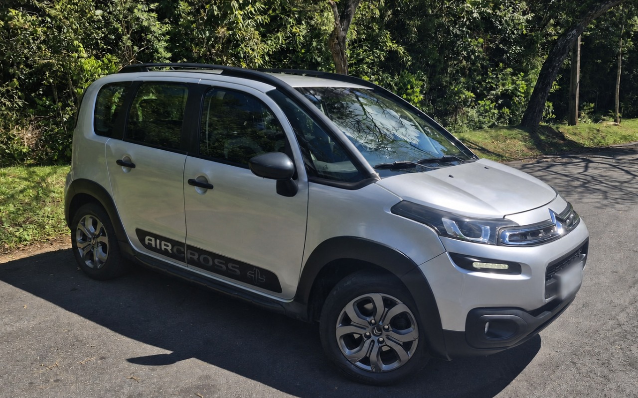 Citroën C3 Aircross 2018 Prata — foto 1 de 3