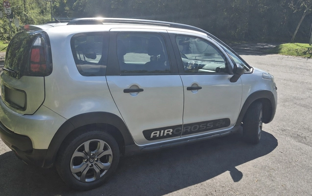 imagem-https://www.socarrao.com.br/sc-vehicle-images-prod/3638320/1788539032608-SW1hZ2VtIGRvIENvZGV4IDIgZGUgc2V0LiBkZSAyMDI2LCAxN18xNl8zNy5wbmc.png
