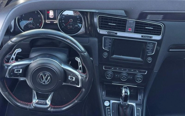 imagem-https://www.socarrao.com.br/sc-vehicle-images-prod/3639378/1788532679979-8449641_15_B_9508bc782e.jpeg