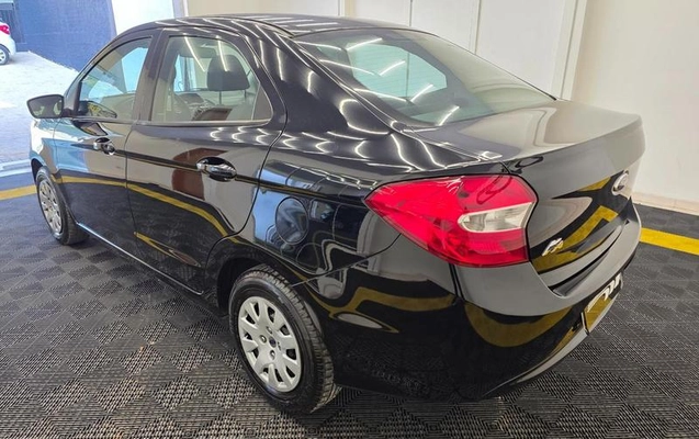 imagem-https://www.socarrao.com.br/sc-vehicle-images-prod/3639723/1788552213346-8375815_5_B_2d72a1c667.jpeg