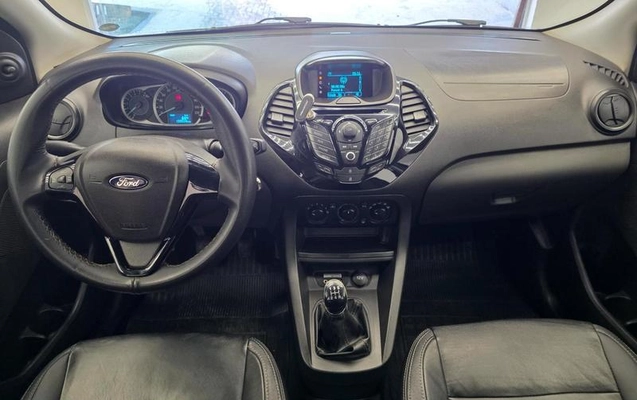 imagem-https://www.socarrao.com.br/sc-vehicle-images-prod/3639723/1788552213358-8375815_16_B_6e395c9f94.jpeg