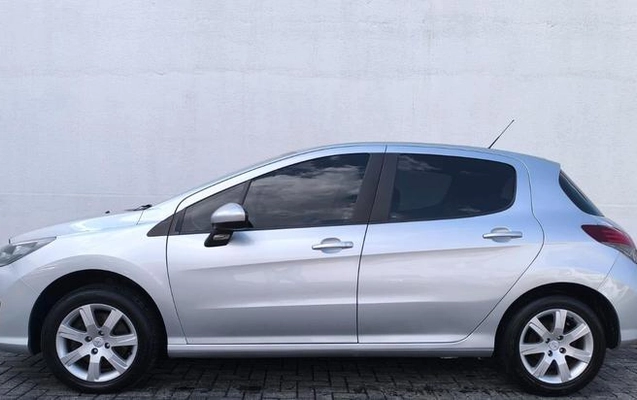 imagem-https://www.socarrao.com.br/sc-vehicle-images-prod/3640128/1789146750246-8448117_1_B_7e7402fa86.jpeg