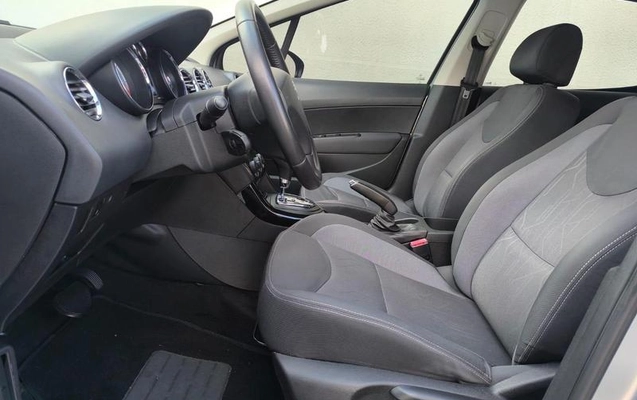 imagem-https://www.socarrao.com.br/sc-vehicle-images-prod/3640128/1789146750257-8448117_3_B_46034c99a1.jpeg
