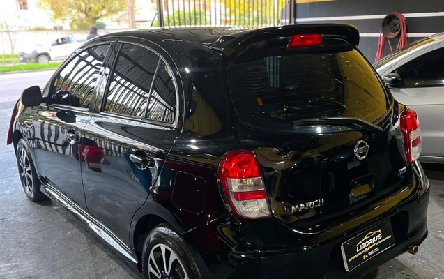 imagem-https://www.socarrao.com.br/sc-vehicle-images-prod/3640420/1788526880098-MmYwOGFmOTctOGM3Mi00YjZkLTliMWYtMTA0ZjFkMTc0MWMzLmpwZw.jpg