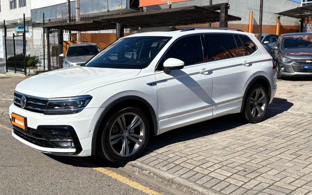 imagem-https://www.socarrao.com.br/sc-vehicle-images-prod/3640541/1788527048486-V2hhdHNBcHAgSW1hZ2UgMjAyNi0wOS0wMyBhdCAxNi4wNy41NC5qcGVn.jpeg