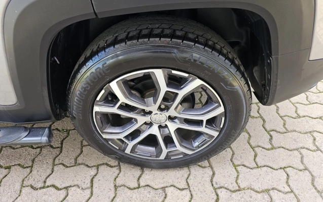 imagem-https://www.socarrao.com.br/sc-vehicle-images-prod/3640599/1788527108364-i67vnlHPv9Zpt8WCMKnUpwzf9DSxmrpE.jpg