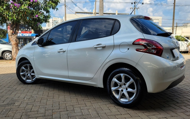 imagem-https://www.socarrao.com.br/sc-vehicle-images-prod/3640667/1788527179751-daa54174-3cca-4814-9dd7-e5c6b1d51b8d.jpg