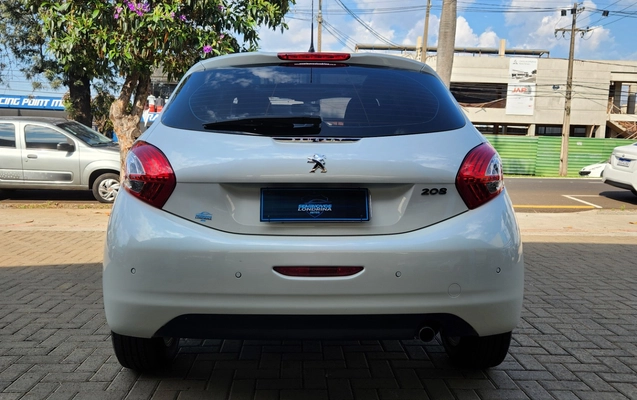 imagem-https://www.socarrao.com.br/sc-vehicle-images-prod/3640667/1788527179755-e9163465-e7fd-4108-a8f4-2db07278fa55.jpg