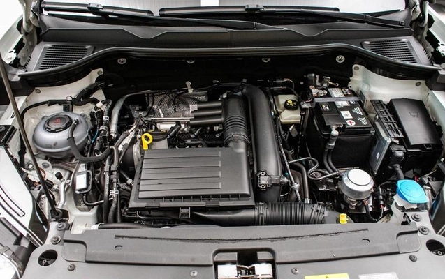 imagem-https://www.socarrao.com.br/sc-vehicle-images-prod/3640754/1789574358620-8441451_22_B_e28668ae9c.jpeg