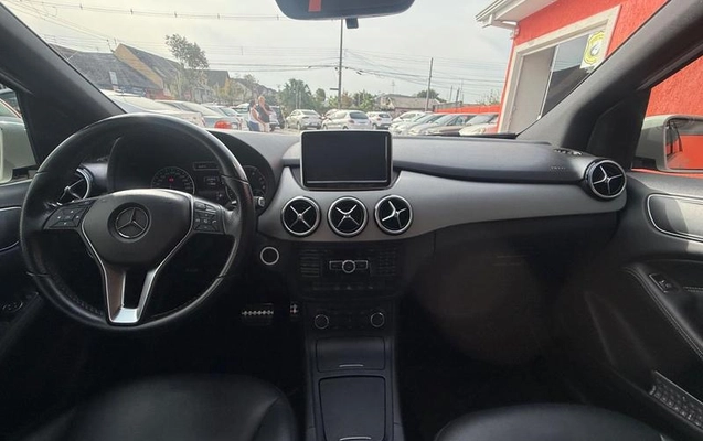 imagem-https://www.socarrao.com.br/sc-vehicle-images-prod/3640861/1788527569956-8449828_8_B_d5dd2bc323.jpeg