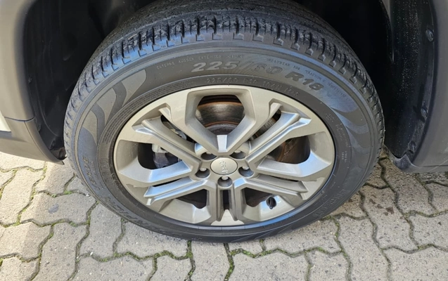 imagem-https://www.socarrao.com.br/sc-vehicle-images-prod/3640862/1788527575110-3DhwXqc6MrFEtA377RjYRMZyUyCpIxhH.jpg