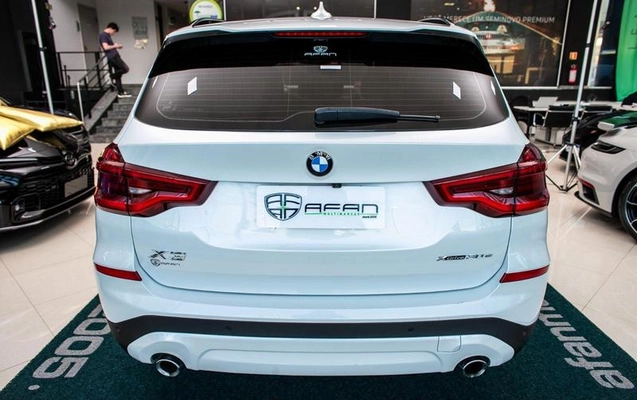 imagem-https://www.socarrao.com.br/sc-vehicle-images-prod/3640944/1789574557509-8449839_6_B_63eeeb45ab.jpeg