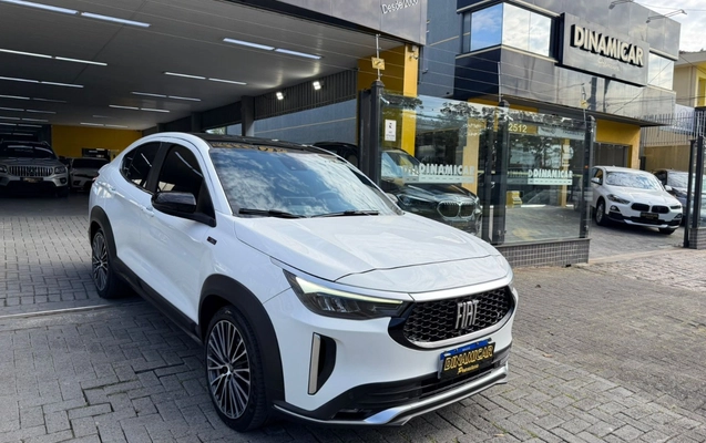 imagem-https://www.socarrao.com.br/sc-vehicle-images-prod/3640976/1788527728671-MS5qcGVn.jpeg