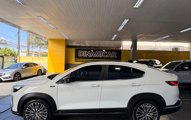 imagem-https://www.socarrao.com.br/sc-vehicle-images-prod/3640976/1788527728855-Mi5qcGVn.jpeg