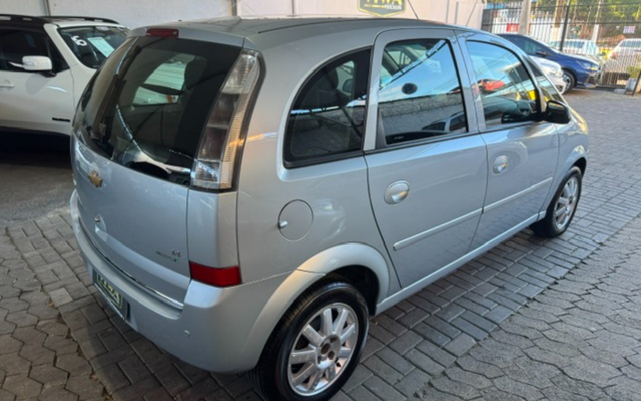 imagem-https://www.socarrao.com.br/sc-vehicle-images-prod/3641026/1788527864681-aW1hZ2UxMC5qcGVn.jpeg
