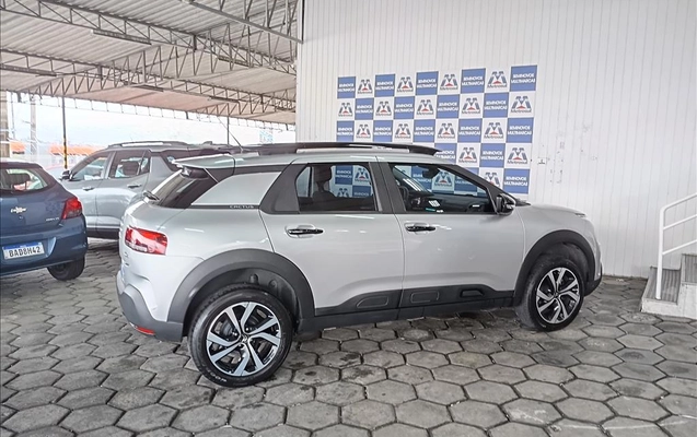 imagem-https://www.socarrao.com.br/sc-vehicle-images-prod/3641030/1788527894708-a142bccf-55a3-4657-a6ce-862ec73a912d20260904100752.jpeg