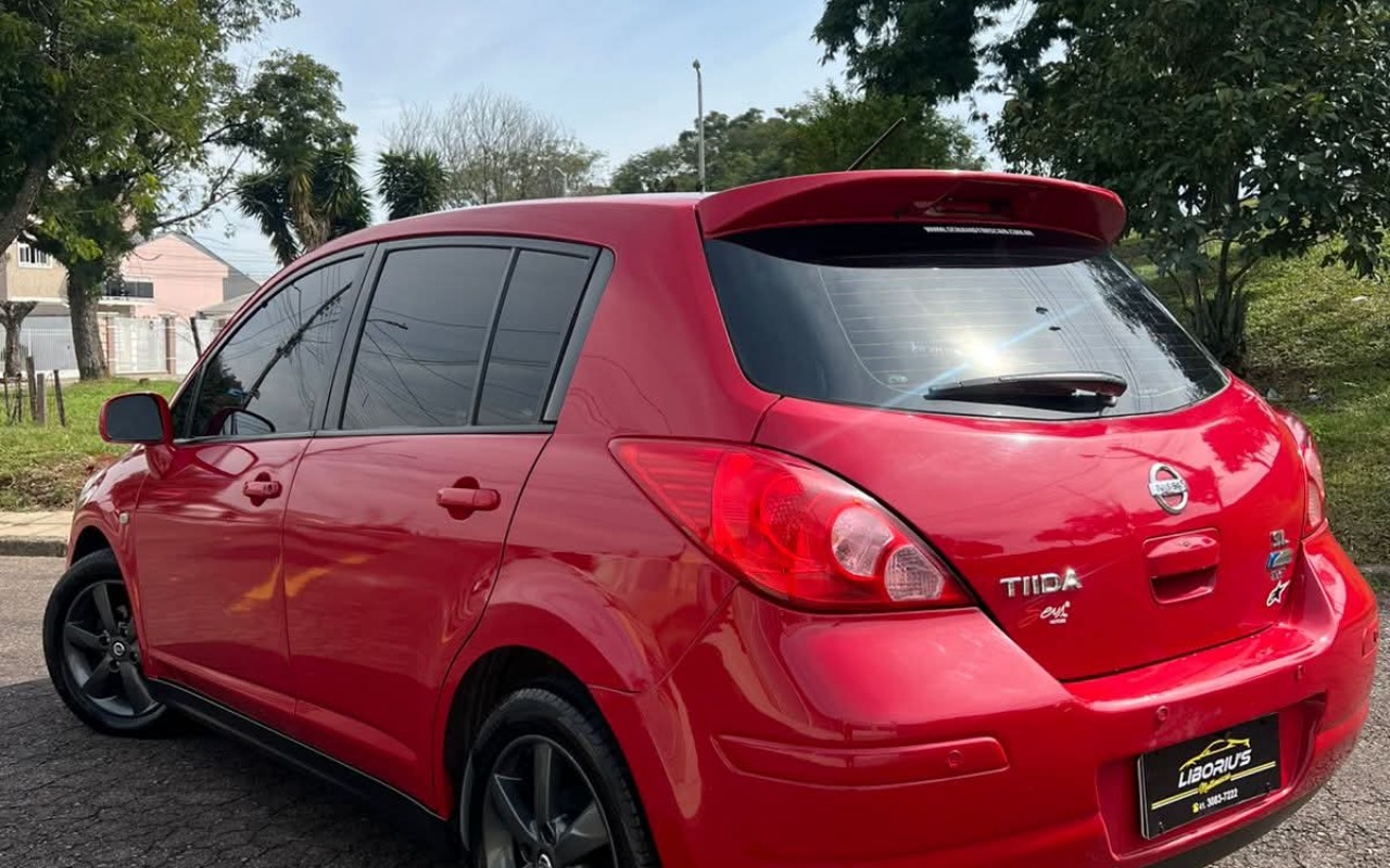 imagem-https://www.socarrao.com.br/sc-vehicle-images-prod/3641062/1788527986852-YTg3MWViOTQtNjNmMS00MTU3LTkyYzUtMzRlZDc4ZTkyMjZiLmpwZw.jpg