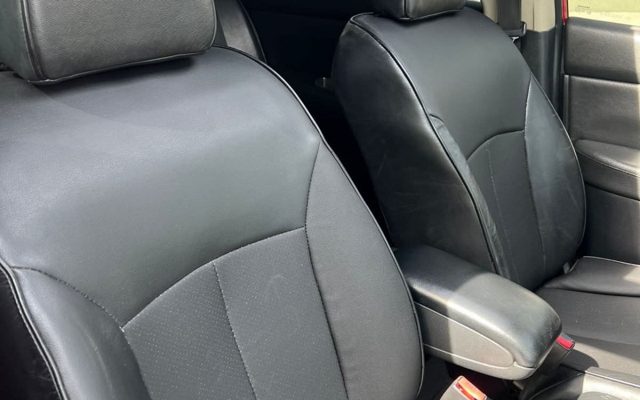 imagem-https://www.socarrao.com.br/sc-vehicle-images-prod/3641062/1788527987488-MGFlMzAzMDEtZjUwZC00MWFiLTljNzAtZmUyMzZlMDJhZWFjLmpwZw.jpg