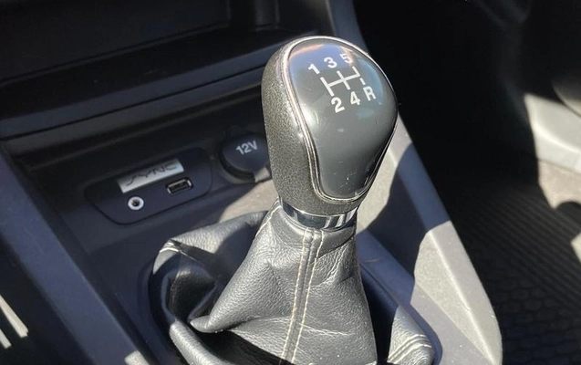 imagem-https://www.socarrao.com.br/sc-vehicle-images-prod/3641105/1788528093407-8442656_10_B_0fda417b18.jpeg