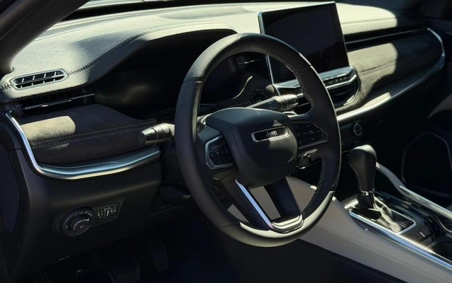 imagem-https://www.socarrao.com.br/sc-vehicle-images-prod/3641140/1791984705183-8440856_2_B_3b70660097.jpeg