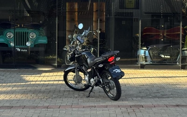 imagem-https://www.socarrao.com.br/sc-vehicle-images-prod/3641194/1788528438337-8447752_4_B_6e783071e3.jpeg