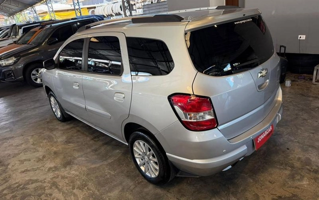 imagem-https://www.socarrao.com.br/sc-vehicle-images-prod/3641548/1790009986934-8420286_2_B_b0d87925e1.jpeg
