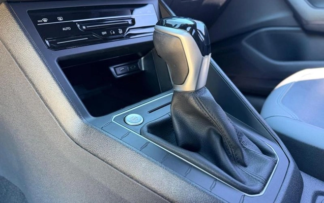 imagem-https://www.socarrao.com.br/sc-vehicle-images-prod/3641569/1791401153479-8400040_7_B_8ad297ded2.jpeg