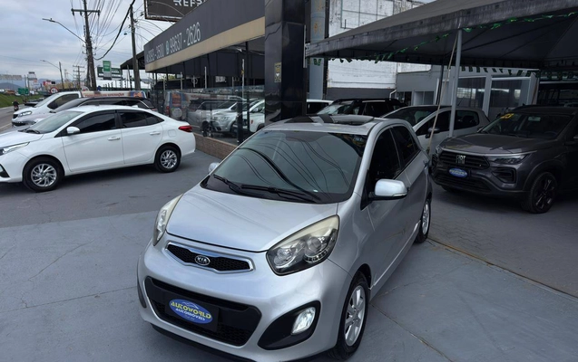 imagem-https://www.socarrao.com.br/sc-vehicle-images-prod/3641705/1788533073365-d39968e6ae4f475991faf6f0162ed8ab_1788532797273.jpg