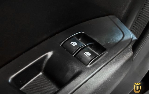 imagem-https://www.socarrao.com.br/sc-vehicle-images-prod/3641835/1788530099585-700083_6375644.jpg