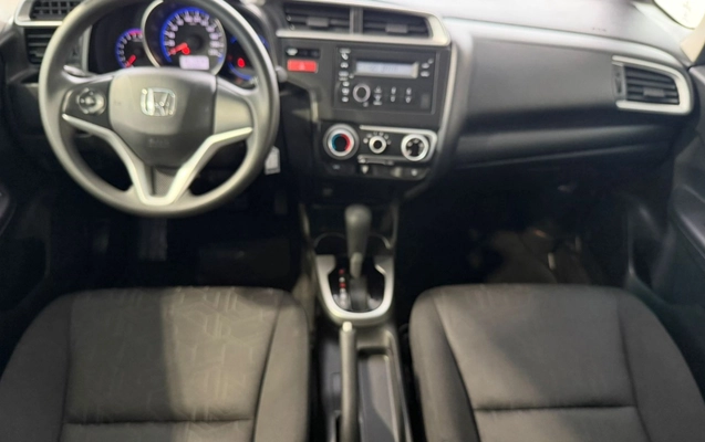 imagem-https://www.socarrao.com.br/sc-vehicle-images-prod/3641900/1788530436482-MTAuanBlZw.jpeg