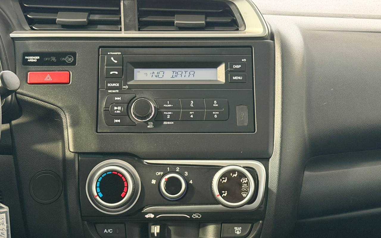 imagem-https://www.socarrao.com.br/sc-vehicle-images-prod/3641900/1788530436986-MTYuanBlZw.jpeg