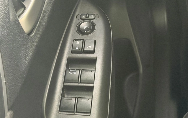 imagem-https://www.socarrao.com.br/sc-vehicle-images-prod/3641900/1788530437182-MTkuanBlZw.jpeg
