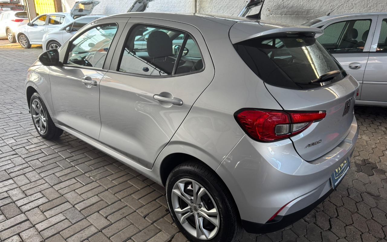 imagem-https://www.socarrao.com.br/sc-vehicle-images-prod/3641966/1788530583703-QVJHTzUuanBn.jpg