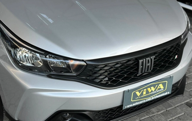 imagem-https://www.socarrao.com.br/sc-vehicle-images-prod/3641966/1788530584824-QVJHTzEzLmpwZw.jpg