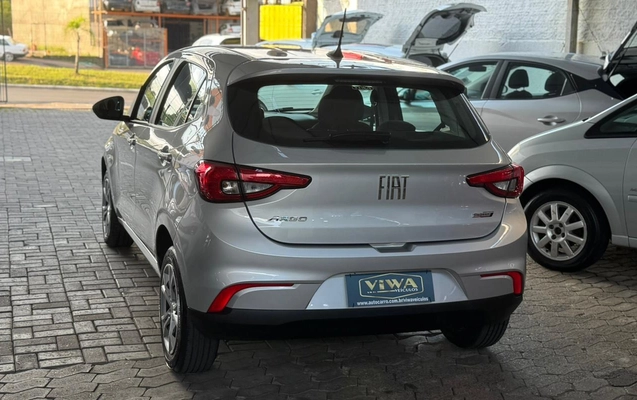imagem-https://www.socarrao.com.br/sc-vehicle-images-prod/3641966/1788530585102-QVJHTzE2LmpwZw.jpg